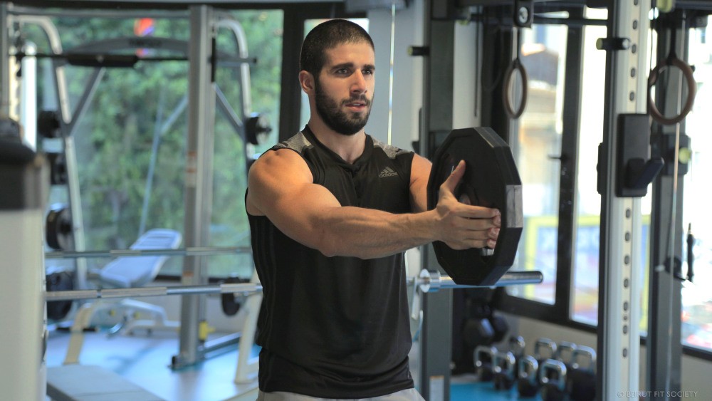 Without a bench: 9 exercises with dumbbells on the chest